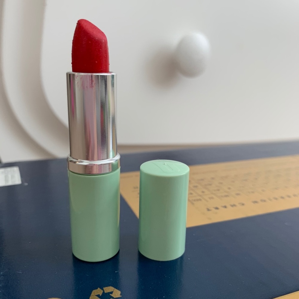 clinique matte crimson lipstick- NEW